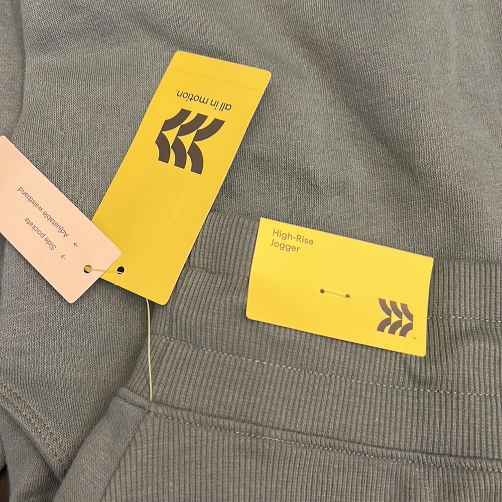 Target All In Motion High Rise Jogger - Picture 3 of 5